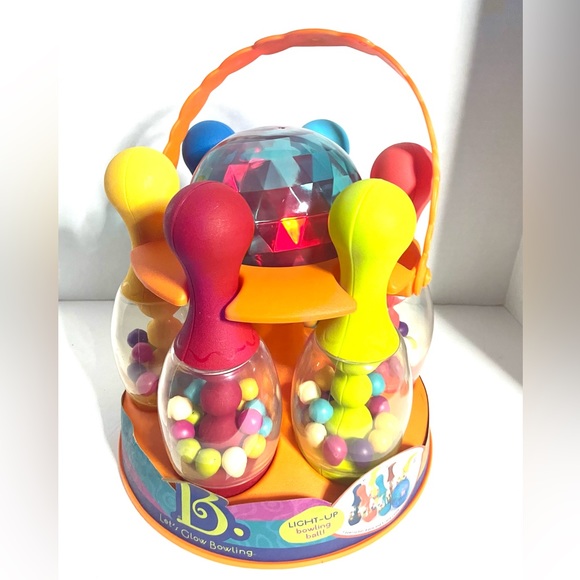 NEW - Kids 2+ Light Up Bowling Set Color changing Flashing Ball & 6 Rattle Pins - Picture 8 of 8